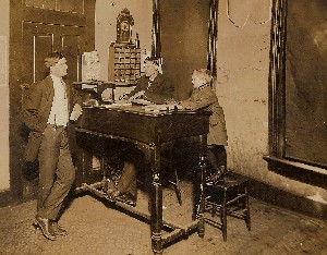 1909 Office Calhoun SC now called Clemson SC OM.jpg (97685 bytes)
